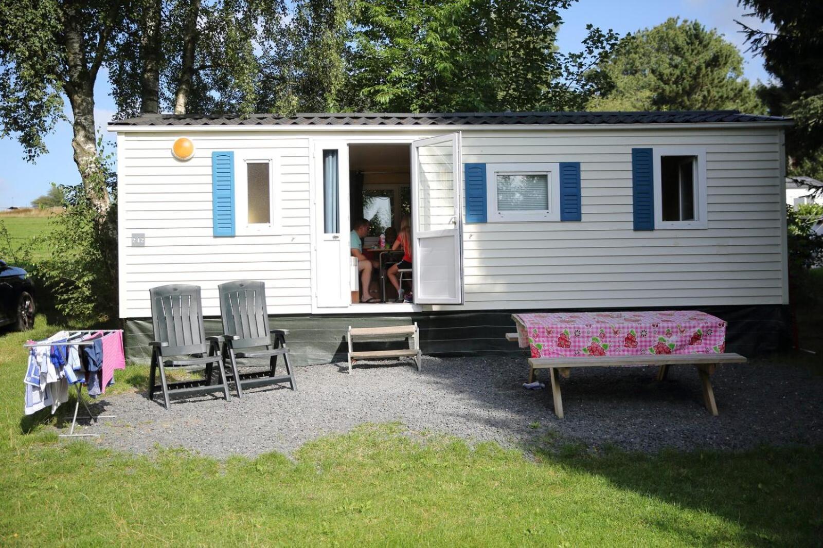 Hotel Ardenparks Petite Suisse Dochamps Esterno foto