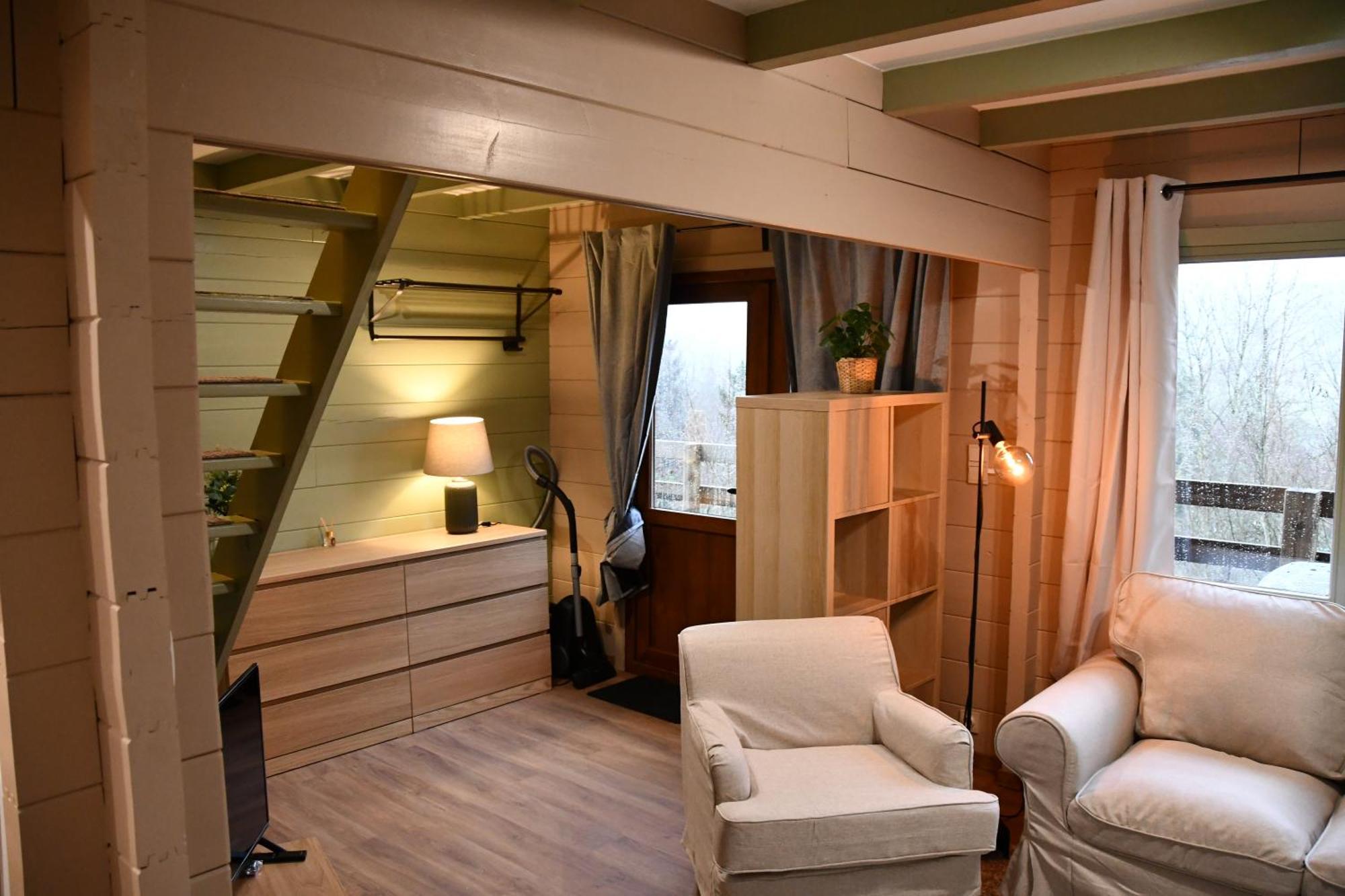 Hotel Ardenparks Petite Suisse Dochamps Esterno foto